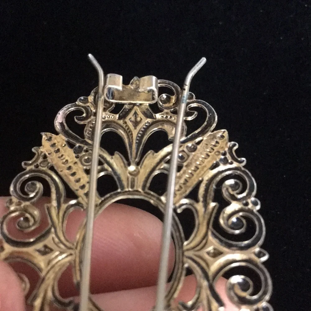 Elegant Vintage Hair Clip